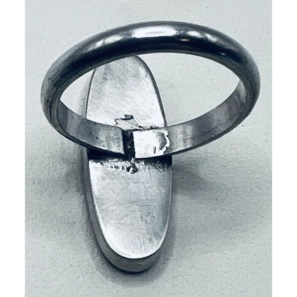 Sterling Silver Vintage Native Coral Inlay Ring Size 5, 4 Grams Total Weight